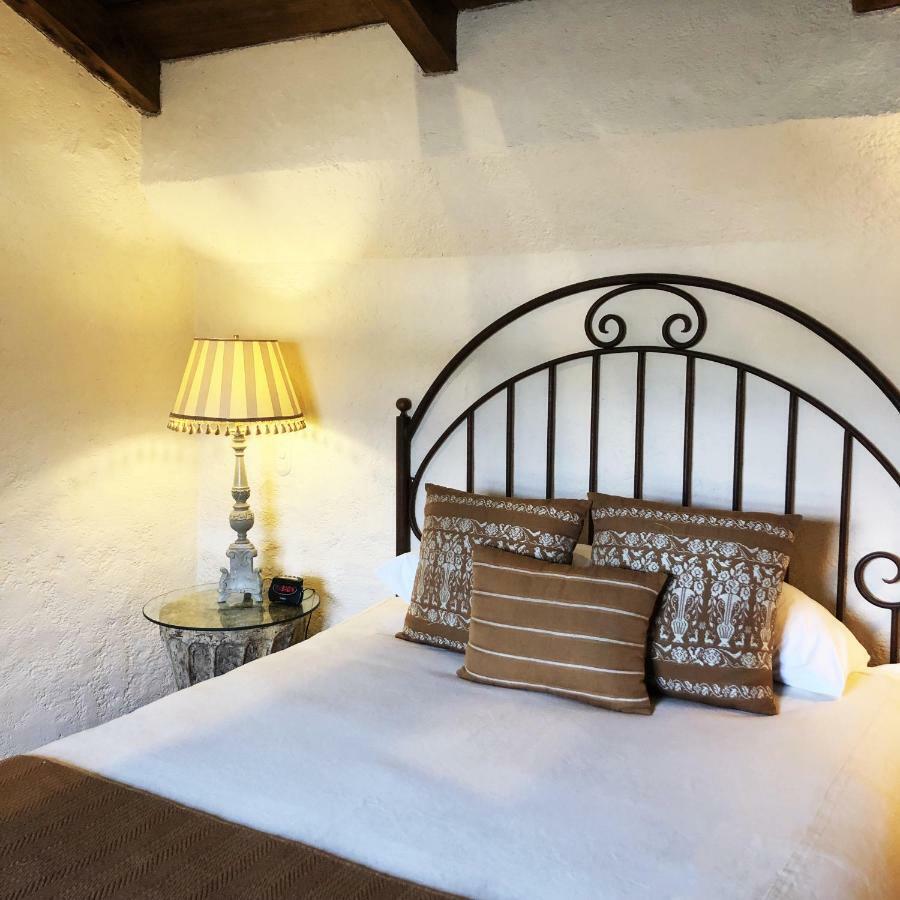 Hotel Lo De Bernal アンティグア・グアテマラ エクステリア 写真